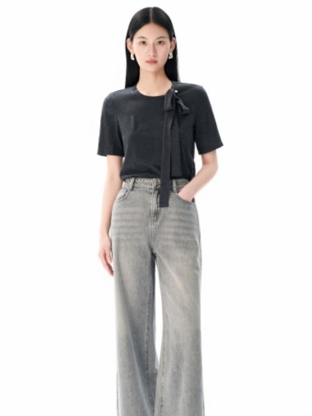 依维妮(IVENI)女装气质知性优雅职业女装2025秋季新品
