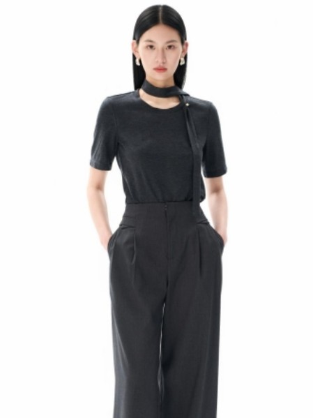 依维妮(IVENI)女装气质知性优雅职业女装2025秋季新品