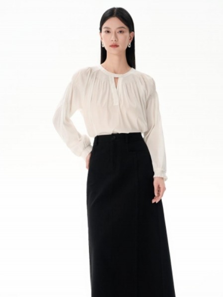 依维妮(IVENI)女装气质知性优雅职业女装2025秋季新品