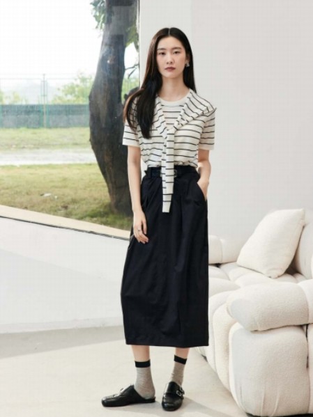 艾凸苏希(Aitoo.Suxi)女装高级气质优雅知性女装秋款2025新品