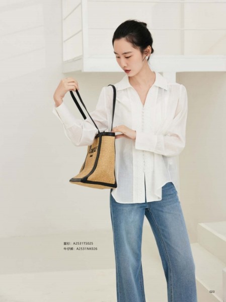 艾凸苏希(Aitoo.Suxi)女装高级气质优雅知性女装秋款2025新品