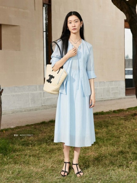 艾凸苏希(Aitoo.Suxi)女装高级气质优雅知性女装秋款2025新品