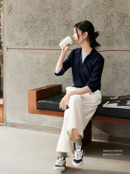 艾凸苏希(Aitoo.Suxi)女装高级气质优雅知性女装秋款2025新品