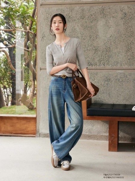 艾凸苏希(Aitoo.Suxi)女装高级气质优雅知性女装秋款2025新品
