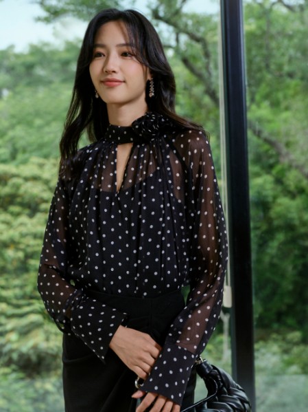 VIEAING薇迎女装复古轻奢针织显瘦女装2025秋季新款