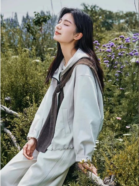 浅秋(QIANQIU)女装品牌秋装2025新款