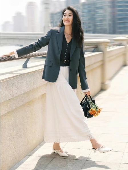 伊芙丽eifini女装休闲优雅气质女装2025夏装新款