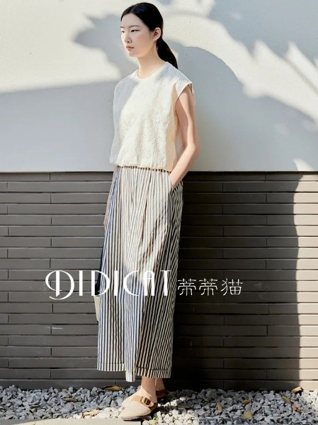 蒂蒂猫(DIDICAT)女装清爽舒适无袖上衣2025夏季新款