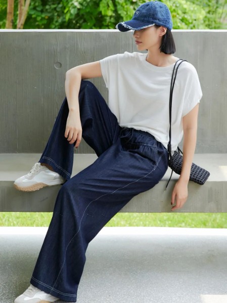 墨曲(MOQU)女装文艺简约舒适女装2025夏季新款