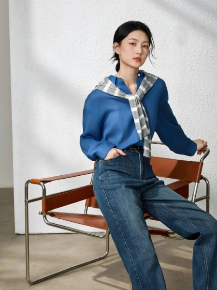 禾等Helen Moda女装简约知性优雅蓝调女装2025秋季新款