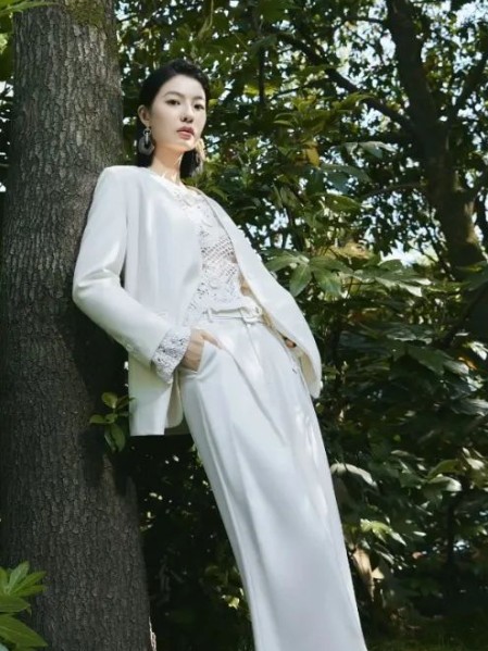 迪笛欧(DIDIOU)女装知性优雅气质2025秋季新款