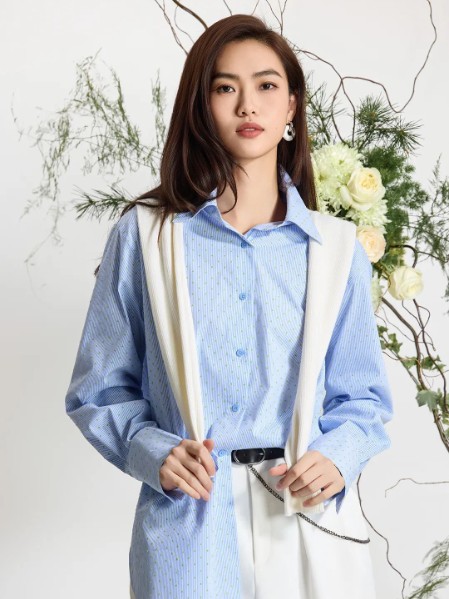 15小时女装时尚潮流气质女装2025秋季新款