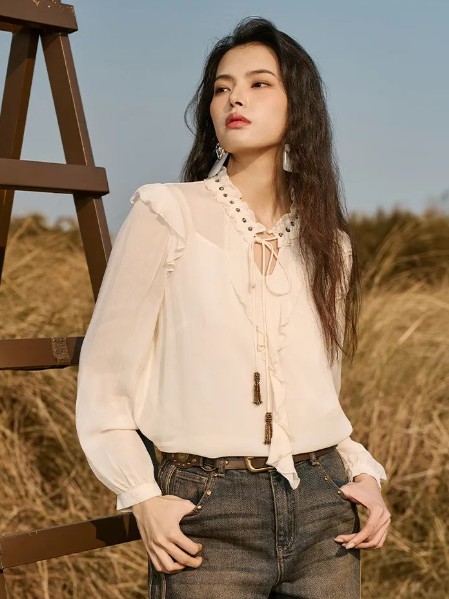 曼诺比菲(M STAR)女装品牌清爽亚麻2025夏季新款