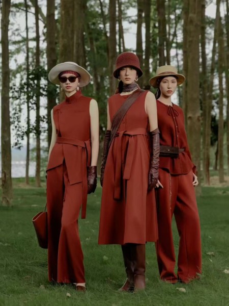 卡蔓(carmen)女装品牌最新产品展示