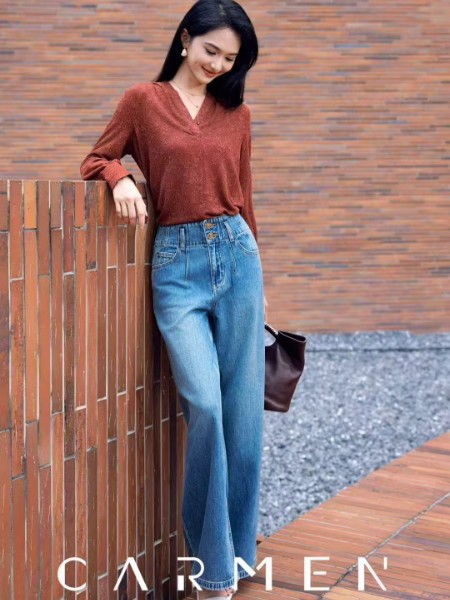 卡蔓(CARMEN)女装品牌最新产品展示