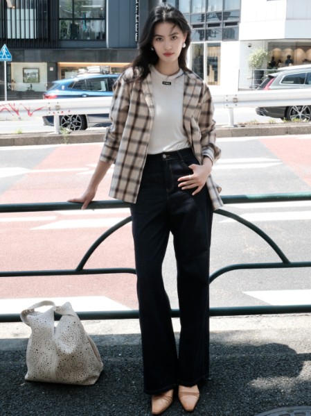 迪赛尼斯(DESIGNICE)简约都市气质女装2025秋季新款