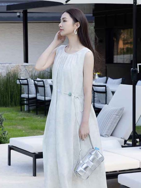 如缤RUBIN女装休闲百搭简约短袖2025夏季新款
