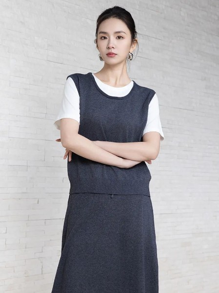 如缤RUBIN女装休闲百搭简约短袖2025夏季新款
