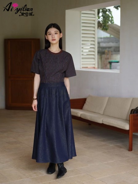爱依莲女装品牌淑女气质2025秋季新品