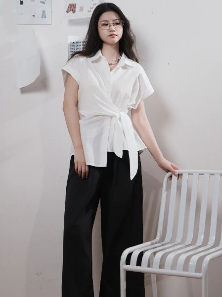 薇薇希(VIVIS)女装时尚气质2025夏季新款