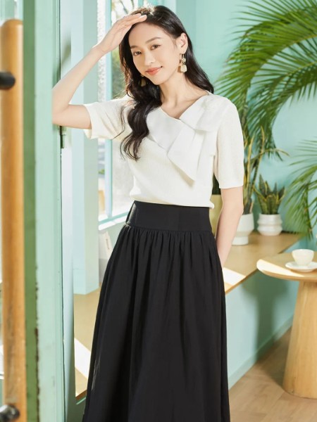 珞娜女装知性优雅气质女装
