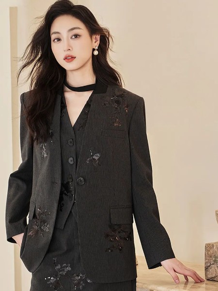 珞娜女装知性优雅气质2025新款
