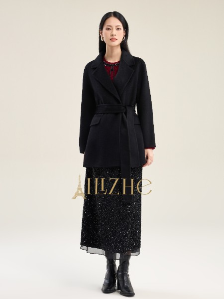 艾丽哲(Ailizhe)女装品牌2025年冬季最新产品展示