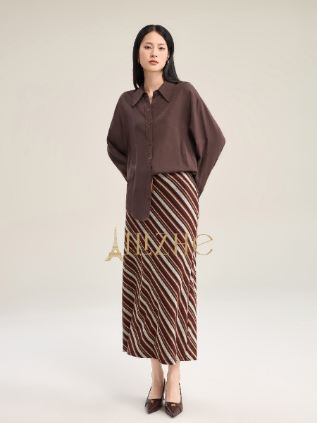 艾丽哲(Ailizhe)女装品牌2025年冬季最新产品展示