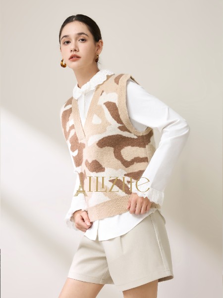 艾丽哲(Ailizhe)女装品牌2025年冬季最新产品展示