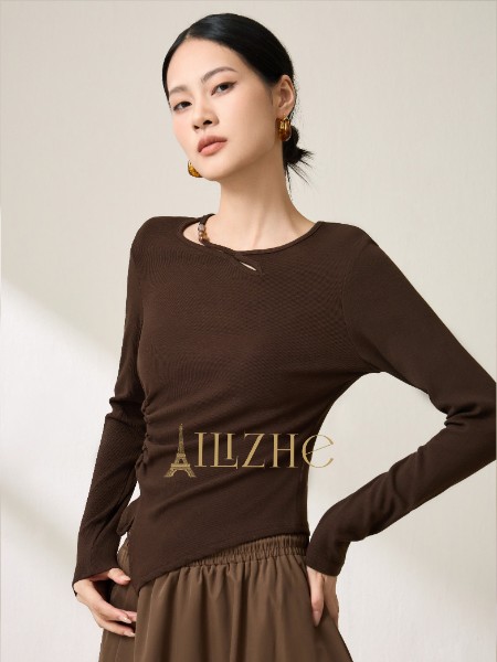 艾丽哲(Ailizhe)女装品牌2025年冬季最新产品展示