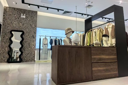 YOZOOMO女装品牌最新企业形象展示