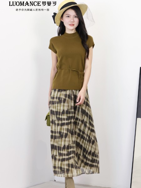 罗曼可女装品牌2025秋季新品