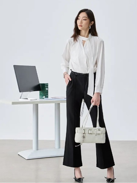 城市格调(URBANFORM)女装品牌2025秋季新品