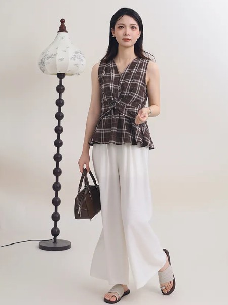 美丽穿女装品牌摩登复古格子无袖上衣2025秋季新品