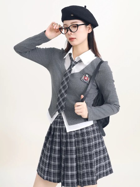 美丽穿女装品牌学院风减龄套装2025秋季新品
