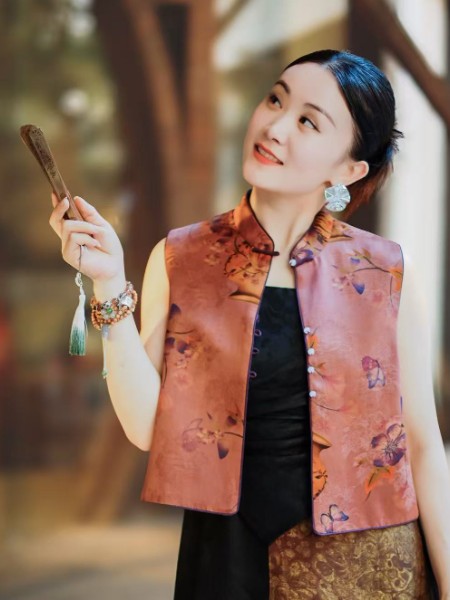 迂墨女装品牌复古盘口刺绣香云纱2025秋季新品