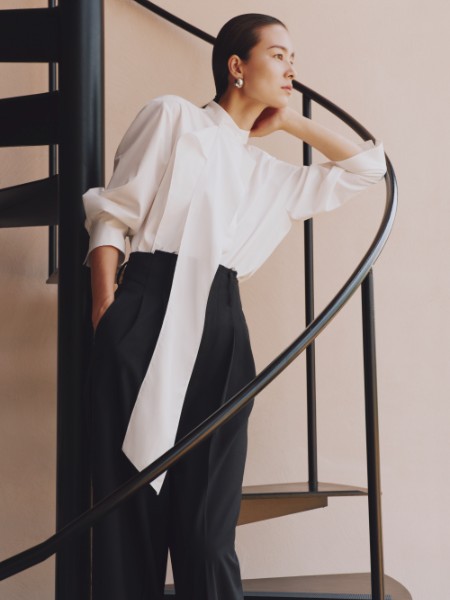 艾诺丝·雅诗(ARIOSEyears)女装品牌白色飘带衬衫衣2025秋季新款