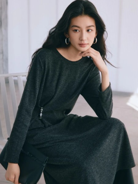 风笛(BAGPIPE)女装品牌中长款毛衣裙女秋冬季2025新款气质显瘦羊毛针织内搭连衣群