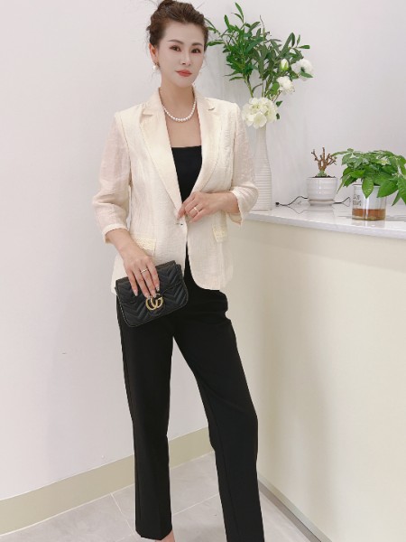 芮色(RUISE)女装品牌小西装七分袖2025新款西服修身休闲时尚外套防晒衣薄款