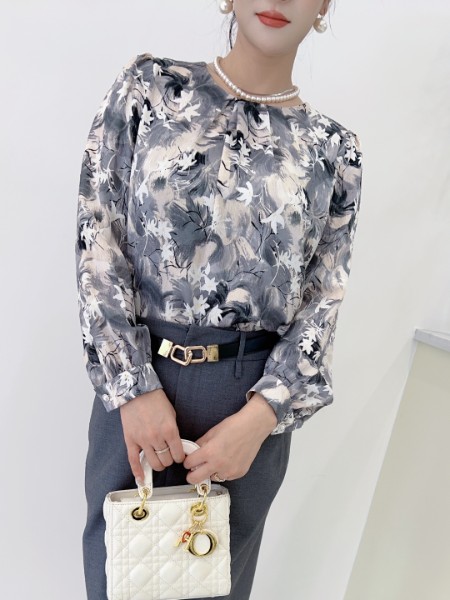 芮色(RUISE)女装品牌印花衬衫女长袖打底早秋季2025新款轻奢高级感上衣