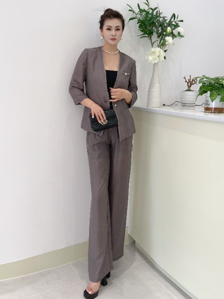 芮色(RUISE)女装品牌秋季套装2025新款高级感无领西装三件套气质修身时尚套装