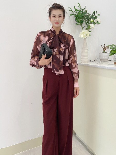 芮色(RUISE)女装品牌紫红碎花V领雪纺衫上衣2025秋季新款职业小衫长袖女衬衣