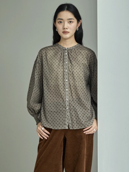 森布日Senbur(Senbur)女装品牌黑色小圆点长袖衬衣最新产品展示宽松