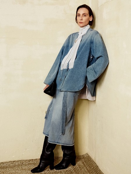 Less.女装品牌最新产品展示LESS2025年秋新款时尚拼接假两件牛仔夹克