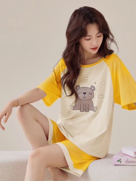 韩彩(hancai)内衣睡衣品牌最新产品展示黄色带熊短袖居家服