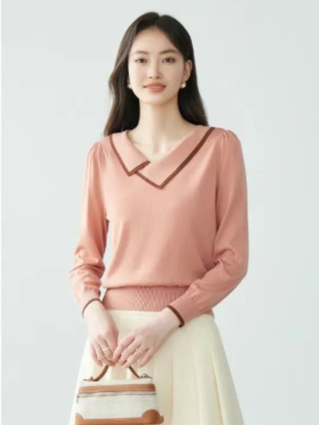 女装品牌淡粉色针织长袖羊毛上衣2025新品