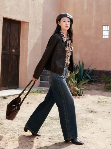 熙然女装品牌欧洲站高级感袖口撞色拼接短外套女2025秋季新款夹克上衣配丝巾潮