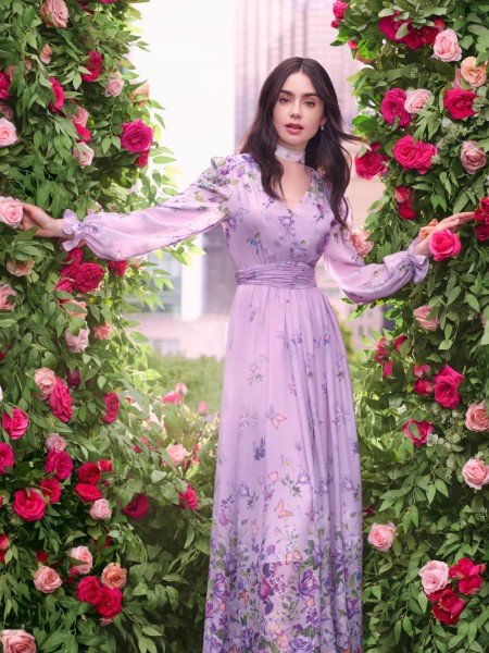 拉珂蒂(La Koradior)女装品牌气质印花不规则收腰连衣群2025新款