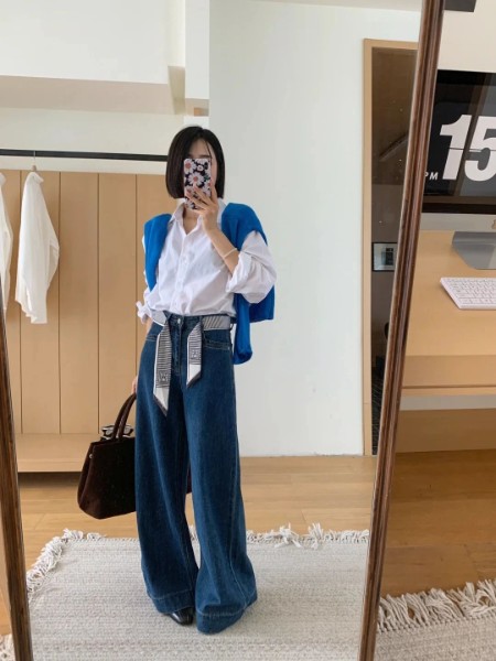 女装品牌牛仔裤阔腿拖地裤2025新款搭白色披肩上衣