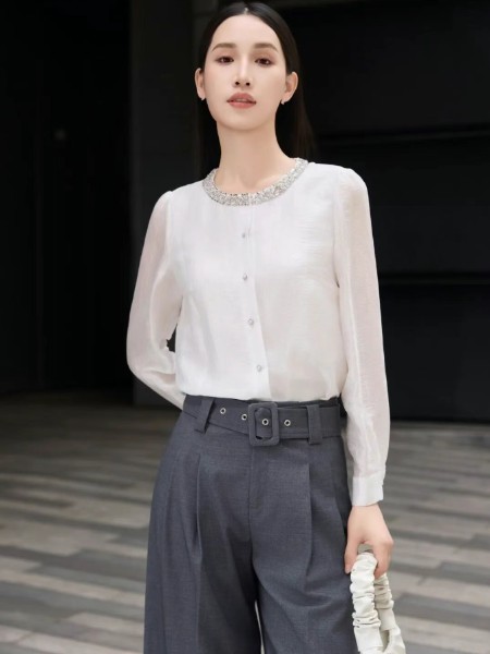 璟逸(JINGYI)女装品牌钻石圆领长袖t恤打底2025新款秋季